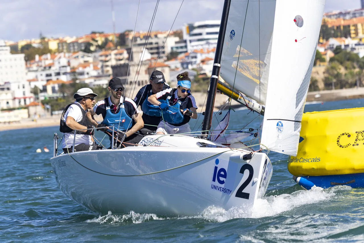 The IE crew racing together aboard an IE University sailing boat